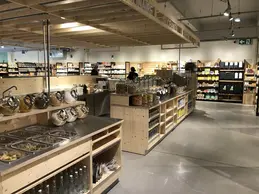 139-biocoop-bron-porte-des-alpes-magasin-bio-vrac-chocolat.webp